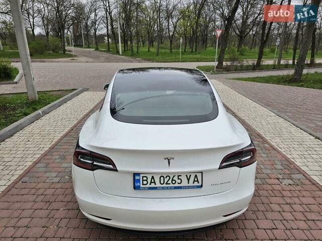 Білий Тесла Модель 3, об'ємом двигуна 0 л та пробігом 25 тис. км за 29000 $, фото 7 на Automoto.ua