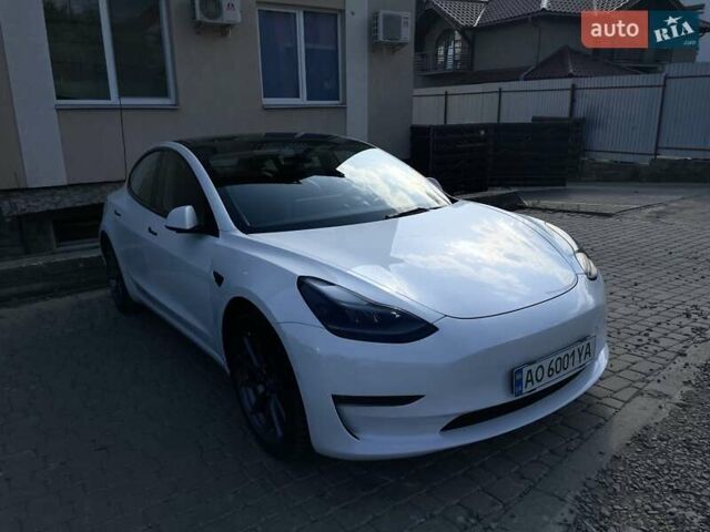 Белый Тесла Модель 3, объемом двигателя 0 л и пробегом 152 тыс. км за 20700 $, фото 5 на Automoto.ua