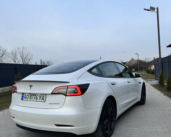 Белый Тесла Модель 3, объемом двигателя 0 л и пробегом 230 тыс. км за 18300 $, фото 5 на Automoto.ua