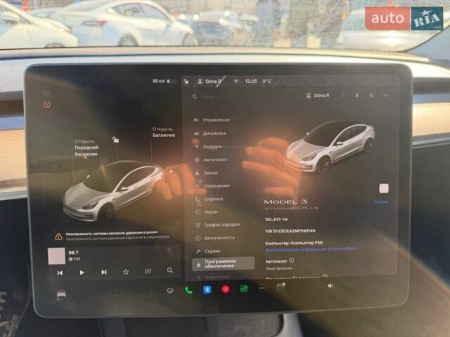 Белый Тесла Модель 3, объемом двигателя 0 л и пробегом 192 тыс. км за 12500 $, фото 7 на Automoto.ua
