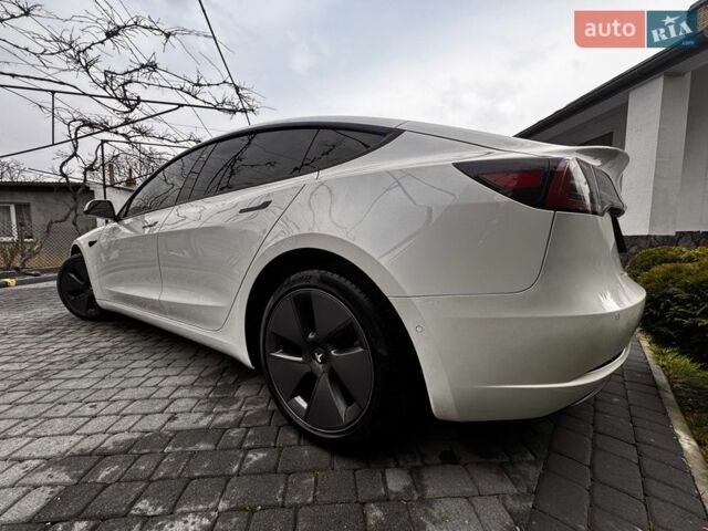 Белый Тесла Модель 3, объемом двигателя 0 л и пробегом 154 тыс. км за 14699 $, фото 29 на Automoto.ua