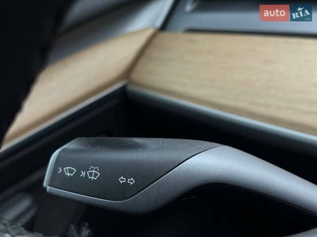 Білий Тесла Модель 3, об'ємом двигуна 0 л та пробігом 185 тис. км за 13900 $, фото 29 на Automoto.ua