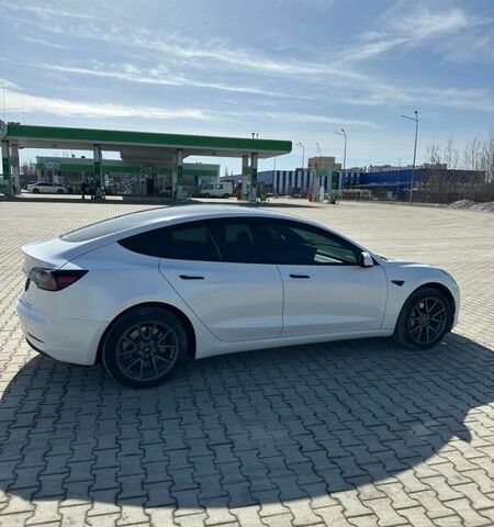 Белый Тесла Модель 3, объемом двигателя 0 л и пробегом 262 тыс. км за 12600 $, фото 7 на Automoto.ua