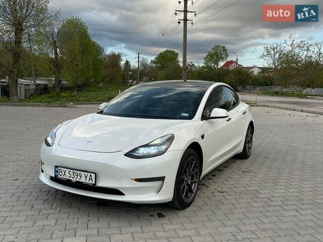 Белый Тесла Модель 3, объемом двигателя 0 л и пробегом 264 тыс. км за 14800 $, фото 1 на Automoto.ua