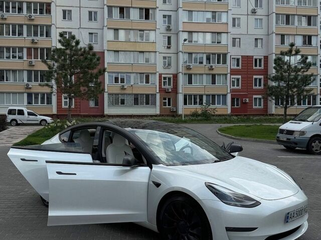 Білий Тесла Модель 3, об'ємом двигуна 0 л та пробігом 86 тис. км за 25000 $, фото 7 на Automoto.ua