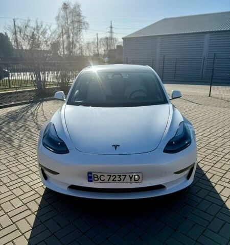Білий Тесла Модель 3, об'ємом двигуна 0 л та пробігом 107 тис. км за 19800 $, фото 6 на Automoto.ua