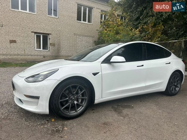 Білий Тесла Модель 3, об'ємом двигуна 0 л та пробігом 200 тис. км за 18000 $, фото 31 на Automoto.ua
