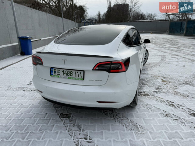 Білий Тесла Модель 3, об'ємом двигуна 0 л та пробігом 260 тис. км за 19500 $, фото 5 на Automoto.ua