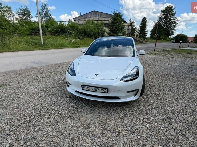 Білий Тесла Модель 3, об'ємом двигуна 0 л та пробігом 94 тис. км за 20300 $, фото 8 на Automoto.ua