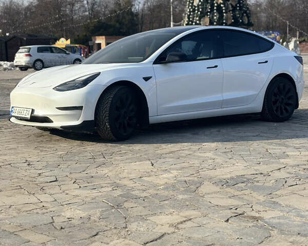 Білий Тесла Модель 3, об'ємом двигуна 0 л та пробігом 106 тис. км за 18900 $, фото 49 на Automoto.ua