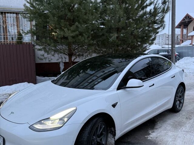 Білий Тесла Модель 3, об'ємом двигуна 0 л та пробігом 132 тис. км за 18700 $, фото 5 на Automoto.ua