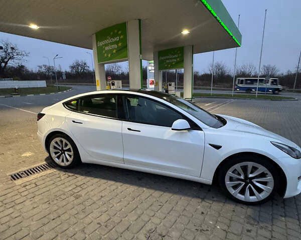 Белый Тесла Модель 3, объемом двигателя 0 л и пробегом 91 тыс. км за 22100 $, фото 22 на Automoto.ua