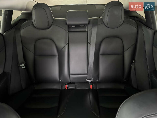 Белый Тесла Модель 3, объемом двигателя 0 л и пробегом 45 тыс. км за 29000 $, фото 36 на Automoto.ua