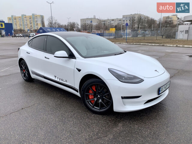 Белый Тесла Модель 3, объемом двигателя 0 л и пробегом 29 тыс. км за 22900 $, фото 1 на Automoto.ua