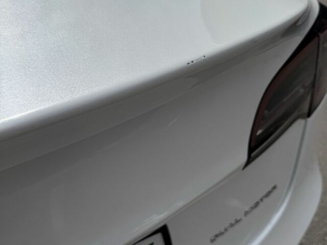 Белый Тесла Модель 3, объемом двигателя 0 л и пробегом 217 тыс. км за 15000 $, фото 8 на Automoto.ua