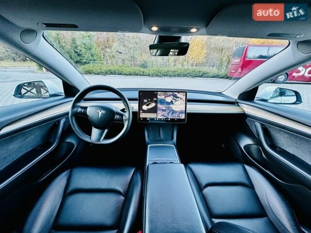 Белый Тесла Модель 3, объемом двигателя 0 л и пробегом 66 тыс. км за 18200 $, фото 18 на Automoto.ua