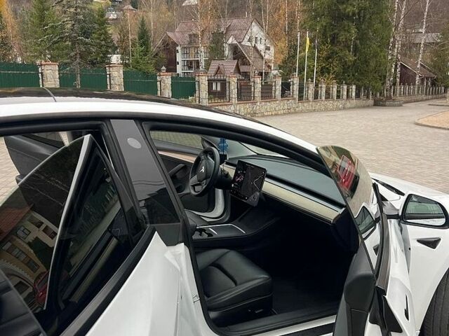 Белый Тесла Модель 3, объемом двигателя 0 л и пробегом 95 тыс. км за 19200 $, фото 10 на Automoto.ua