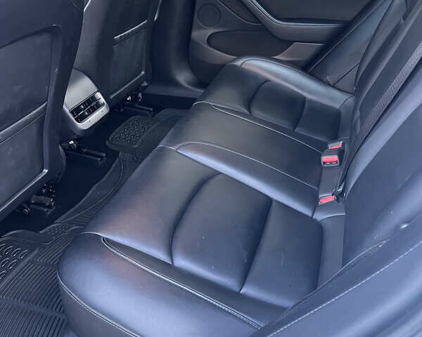 Білий Тесла Модель 3, об'ємом двигуна 0 л та пробігом 57 тис. км за 23000 $, фото 11 на Automoto.ua