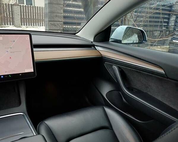 Білий Тесла Модель 3, об'ємом двигуна 0 л та пробігом 104 тис. км за 20600 $, фото 14 на Automoto.ua