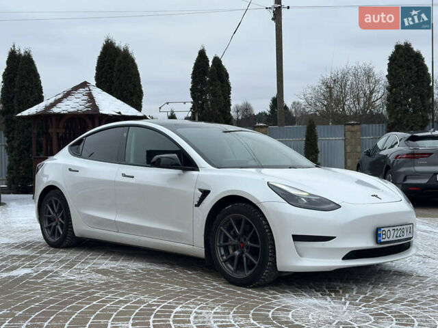 Білий Тесла Модель 3, об'ємом двигуна 0 л та пробігом 181 тис. км за 13500 $, фото 2 на Automoto.ua