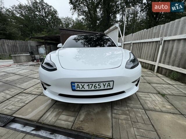 Белый Тесла Модель 3, объемом двигателя 0 л и пробегом 98 тыс. км за 20000 $, фото 5 на Automoto.ua