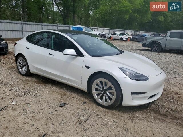 Белый Тесла Модель 3, объемом двигателя 0 л и пробегом 82 тыс. км за 6300 $, фото 3 на Automoto.ua