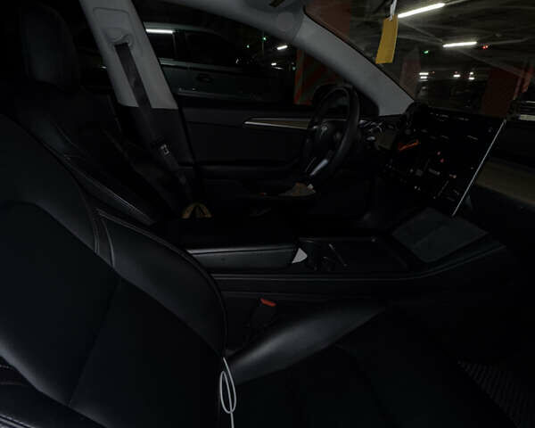 Белый Тесла Модель 3, объемом двигателя 0 л и пробегом 84 тыс. км за 19500 $, фото 12 на Automoto.ua