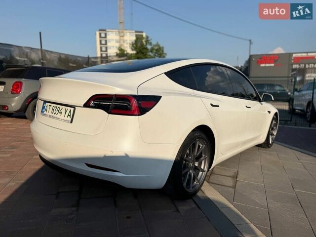 Белый Тесла Модель 3, объемом двигателя 0 л и пробегом 62 тыс. км за 17600 $, фото 8 на Automoto.ua