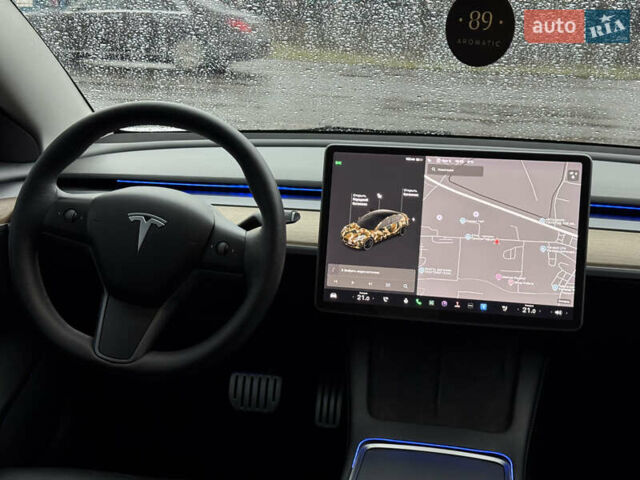 Белый Тесла Модель 3, объемом двигателя 0 л и пробегом 100 тыс. км за 19500 $, фото 15 на Automoto.ua