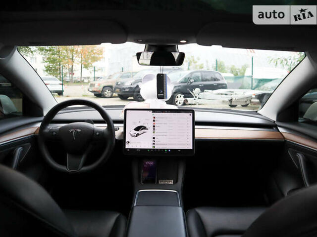 Белый Тесла Модель 3, объемом двигателя 0 л и пробегом 35 тыс. км за 21000 $, фото 22 на Automoto.ua