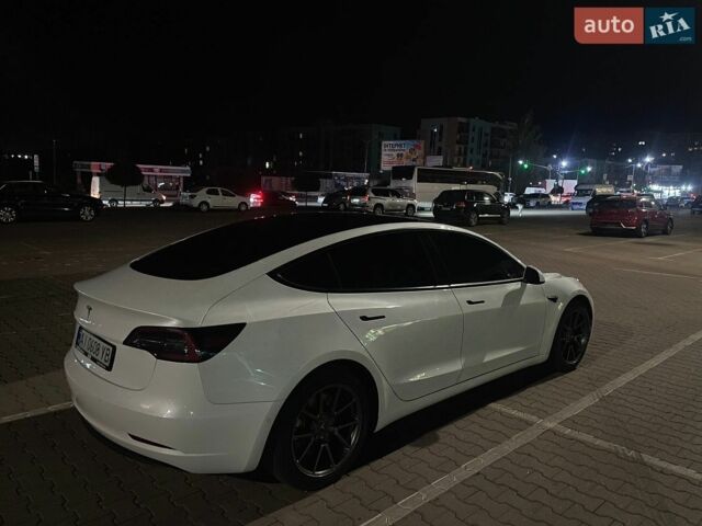 Белый Тесла Модель 3, объемом двигателя 0 л и пробегом 87 тыс. км за 18400 $, фото 27 на Automoto.ua