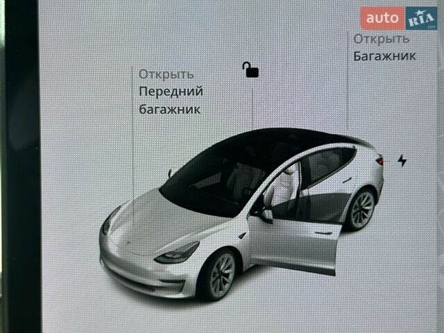 Белый Тесла Модель 3, объемом двигателя 0 л и пробегом 94 тыс. км за 17900 $, фото 13 на Automoto.ua