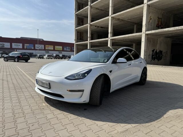 Белый Тесла Модель 3, объемом двигателя 0 л и пробегом 85 тыс. км за 22399 $, фото 6 на Automoto.ua