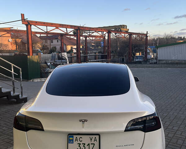 Білий Тесла Модель 3, об'ємом двигуна 0 л та пробігом 69 тис. км за 20000 $, фото 17 на Automoto.ua