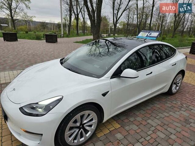 Білий Тесла Модель 3, об'ємом двигуна 0 л та пробігом 25 тис. км за 29000 $, фото 19 на Automoto.ua