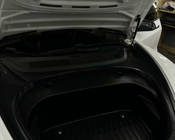 Тесла Модель 3 2021 у Львові на Automoto.ua Білий Тесла Модель 3, об'ємом двигуна 0 л та пробігом 109 тис. км за 25000 $, фото 14 на Automoto.ua