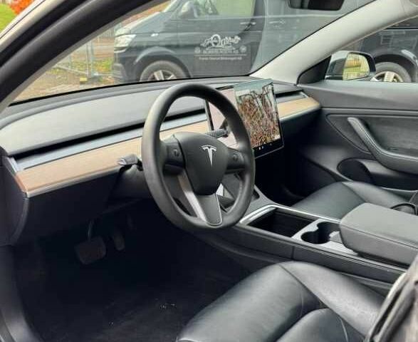 Белый Тесла Модель 3, объемом двигателя 0 л и пробегом 77 тыс. км за 11500 $, фото 8 на Automoto.ua