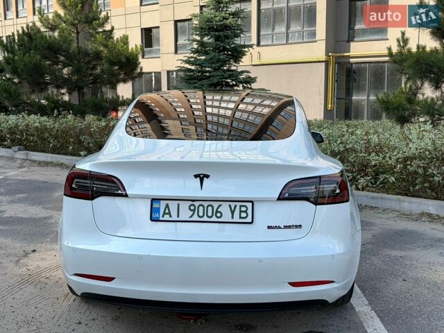 Белый Тесла Модель 3, объемом двигателя 0 л и пробегом 130 тыс. км за 19900 $, фото 3 на Automoto.ua