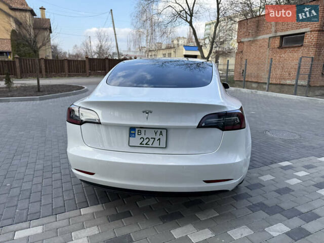 Белый Тесла Модель 3, объемом двигателя 0 л и пробегом 37 тыс. км за 19999 $, фото 43 на Automoto.ua