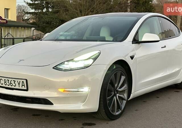 Білий Тесла Модель 3, об'ємом двигуна 0 л та пробігом 35 тис. км за 21999 $, фото 26 на Automoto.ua