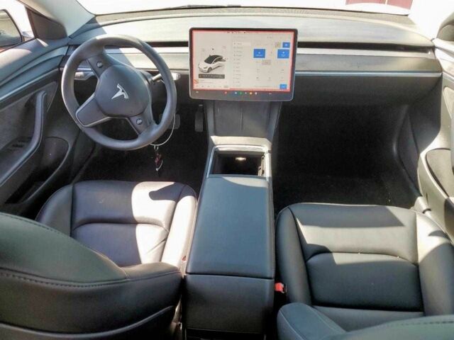 Білий Тесла Модель 3, об'ємом двигуна 0 л та пробігом 70 тис. км за 7000 $, фото 7 на Automoto.ua