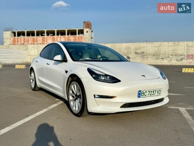 Белый Тесла Модель 3, объемом двигателя 0 л и пробегом 107 тыс. км за 18900 $, фото 3 на Automoto.ua