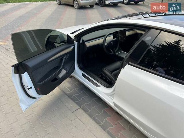 Белый Тесла Модель 3, объемом двигателя 0 л и пробегом 164 тыс. км за 18400 $, фото 7 на Automoto.ua