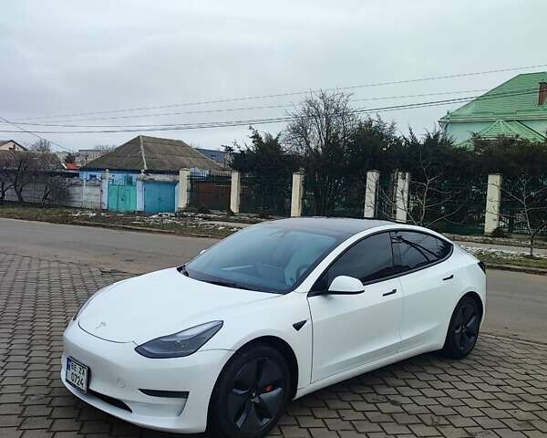 Білий Тесла Модель 3, об'ємом двигуна 0 л та пробігом 106 тис. км за 16900 $, фото 13 на Automoto.ua