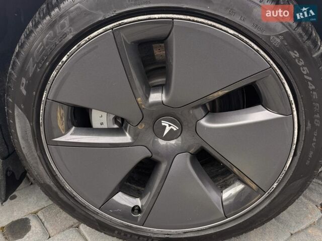 Белый Тесла Модель 3, объемом двигателя 0 л и пробегом 154 тыс. км за 14699 $, фото 34 на Automoto.ua