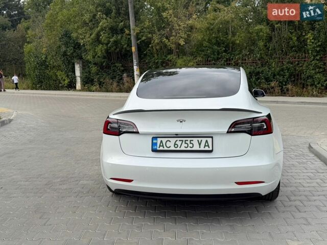 Белый Тесла Модель 3, объемом двигателя 0 л и пробегом 90 тыс. км за 14888 $, фото 12 на Automoto.ua