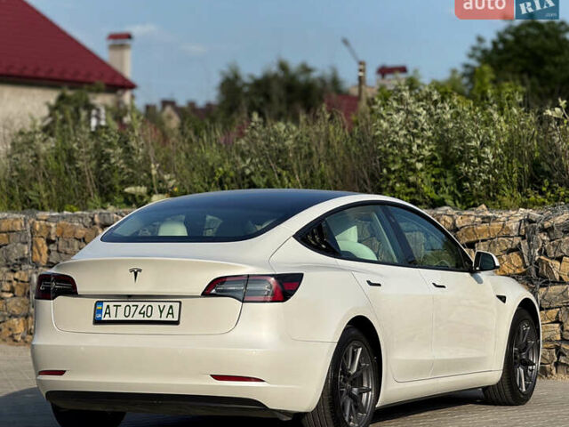 Белый Тесла Модель 3, объемом двигателя 0 л и пробегом 7 тыс. км за 18300 $, фото 7 на Automoto.ua
