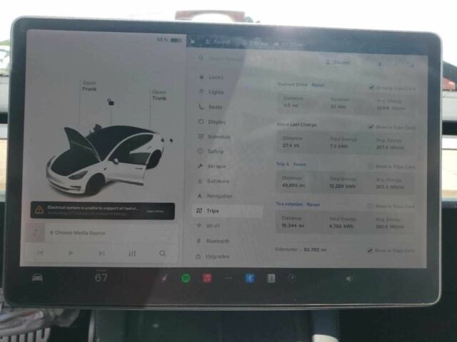 Білий Тесла Модель 3, об'ємом двигуна 0 л та пробігом 82 тис. км за 15200 $, фото 6 на Automoto.ua