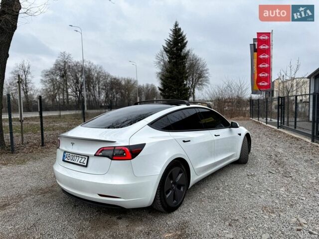 Белый Тесла Модель 3, объемом двигателя 0 л и пробегом 66 тыс. км за 18200 $, фото 2 на Automoto.ua