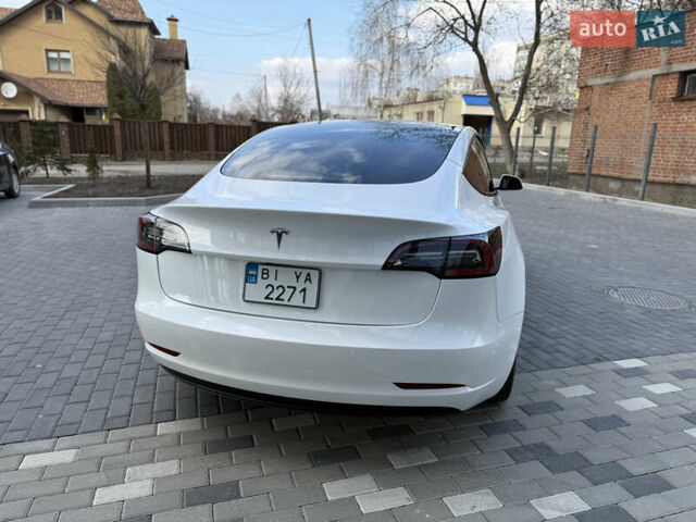 Белый Тесла Модель 3, объемом двигателя 0 л и пробегом 37 тыс. км за 19999 $, фото 44 на Automoto.ua